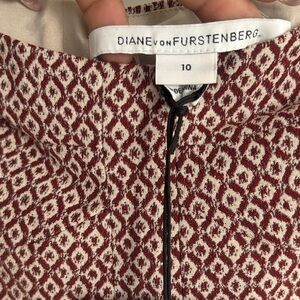 Diane Von Furstenberg Burgundy Diamond Pattern Blazer